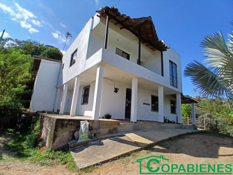 Casa-Finca en Venta en Vereda Montañita